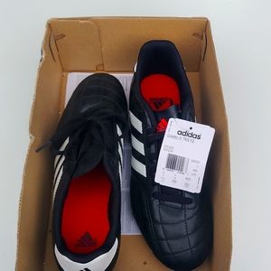 Soccer Shoes Adidas, size 7 Black with white stripes, New